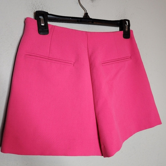 Zara hot pink asymmetrical skort. Women's size small. - Picture 7 of 12